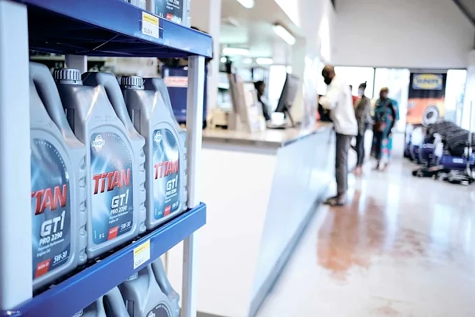 Rayon huiles moteur Fuchs Titan GT1 5W-30 au magasin Boutique Bosch de Kawéni